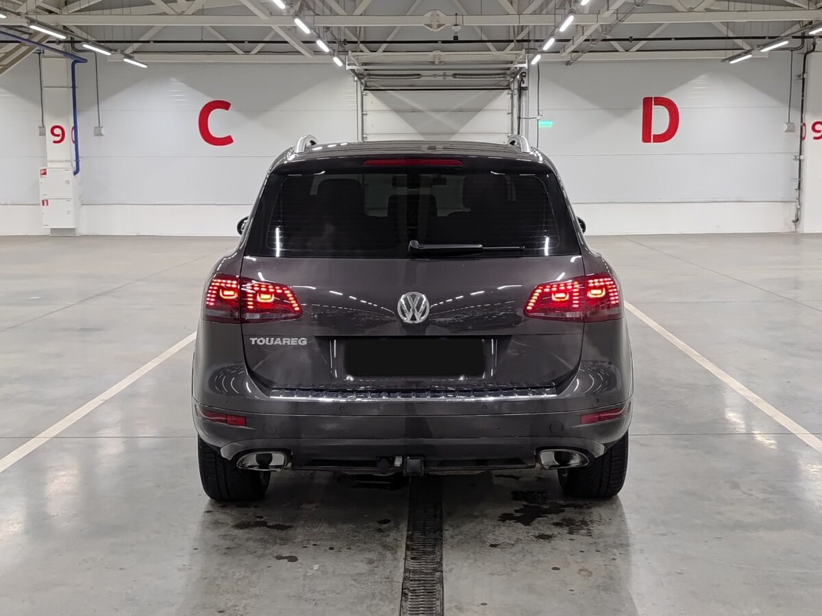 Купить Volkswagen Touareg с пробегом. Фото: #5