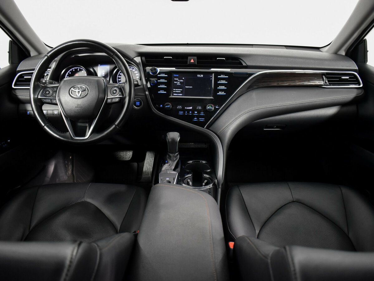 Купить Toyota Camry с пробегом. Фото: #8