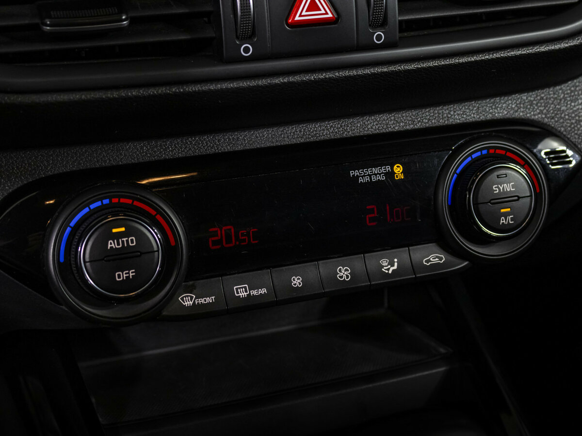 Купить Kia Cerato с пробегом. Фото: #13