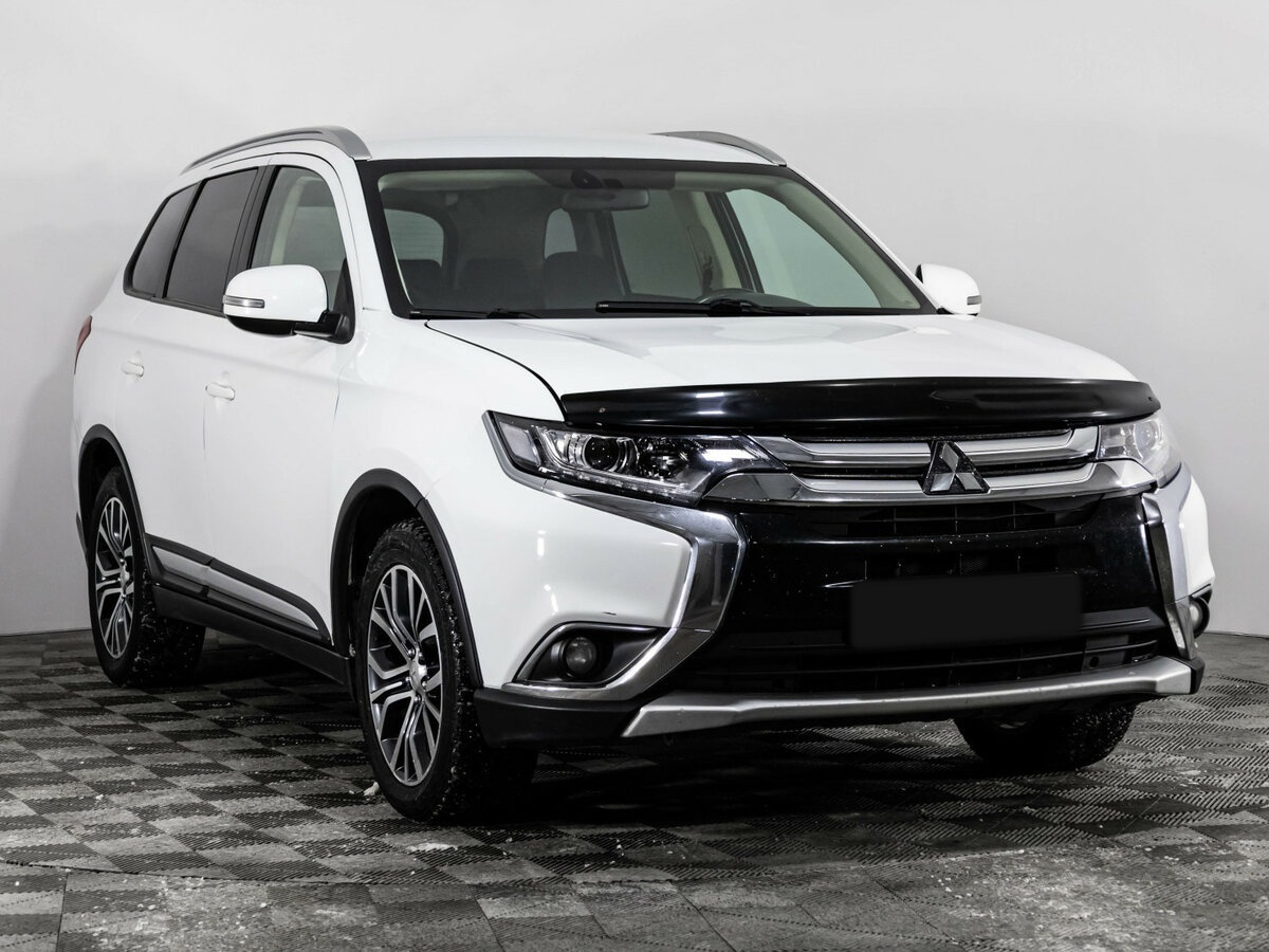 Купить Mitsubishi Outlander с пробегом. Фото: #2