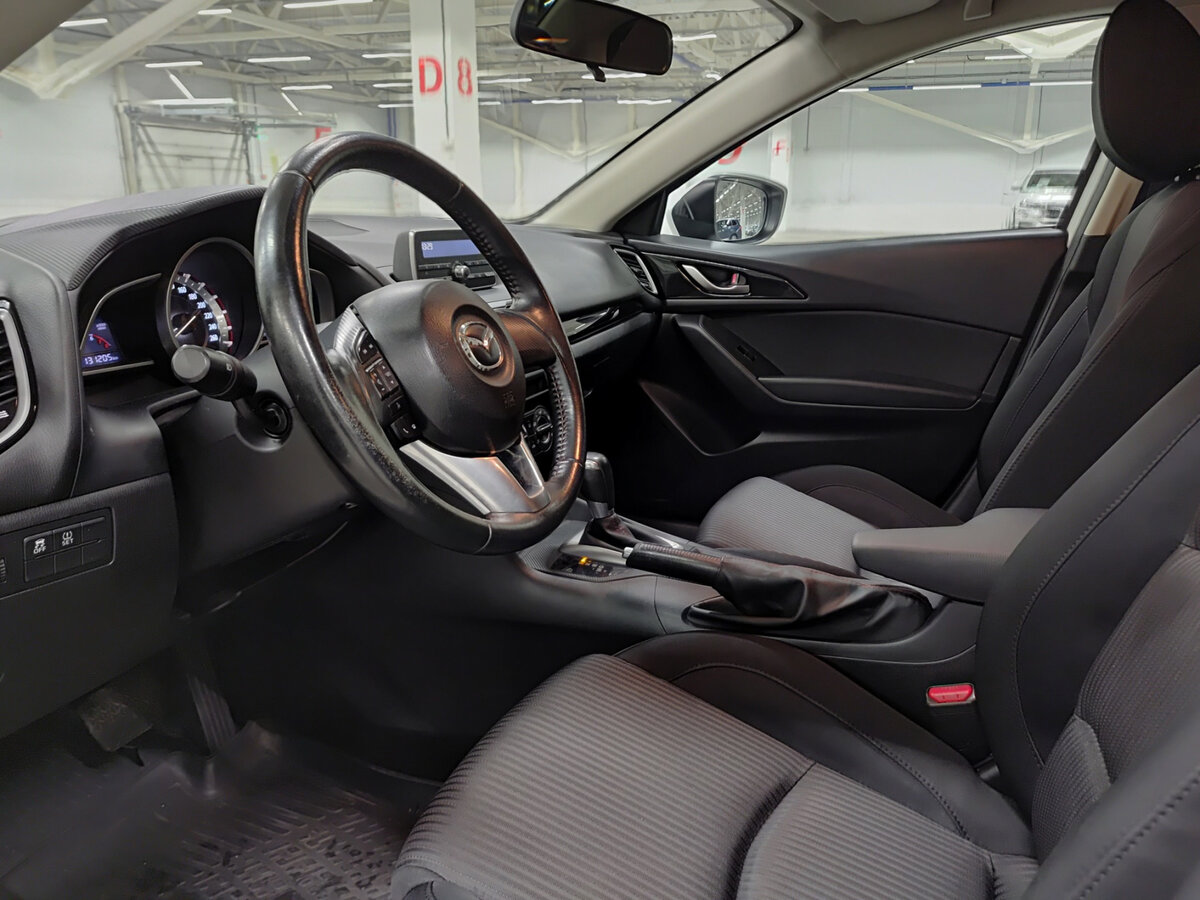 Купить Mazda 3 с пробегом. Фото: #15
