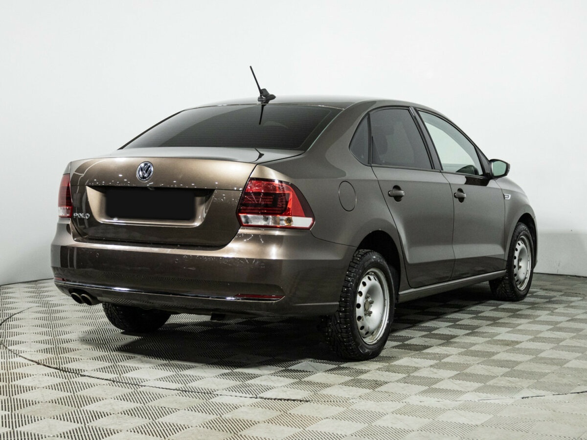 Купить Volkswagen Polo с пробегом. Фото: #4
