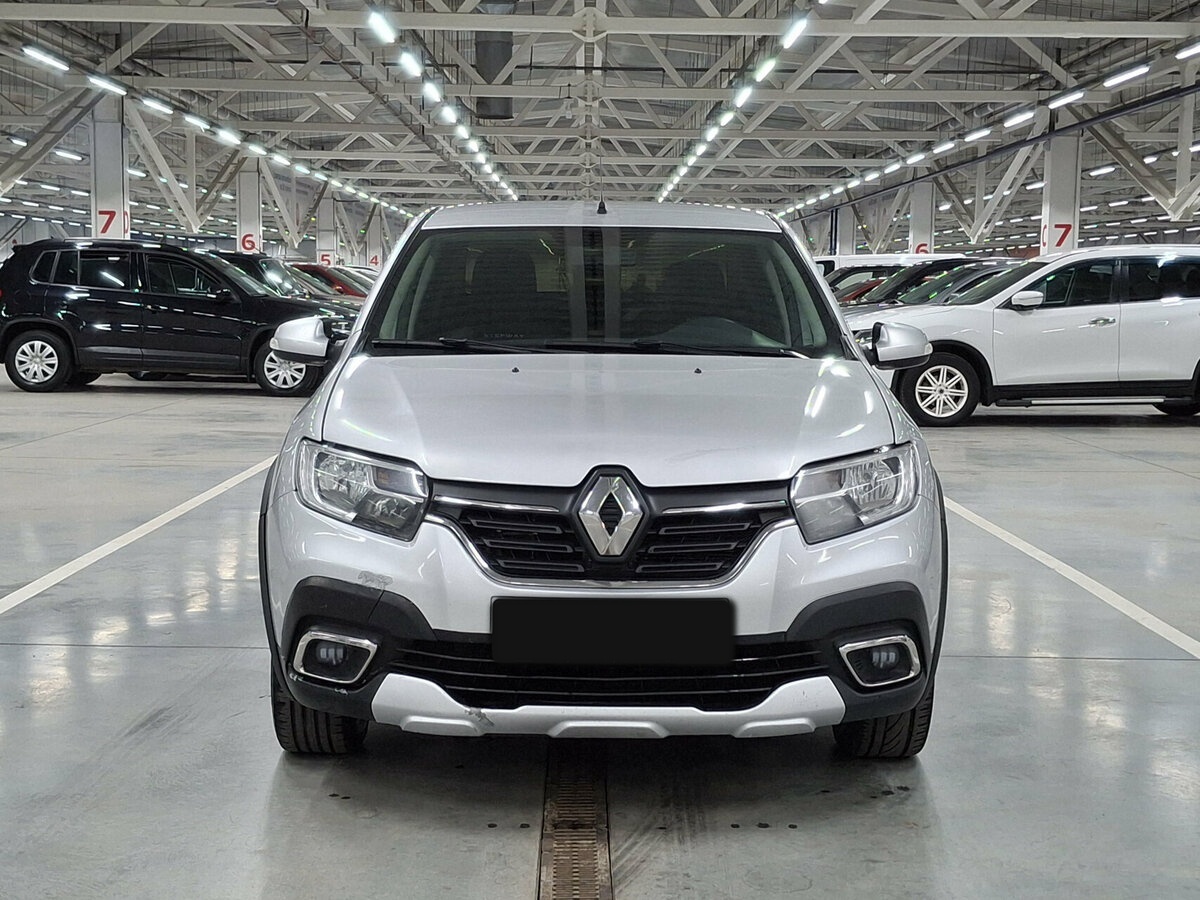 Купить Renault Logan с пробегом. Фото: #1