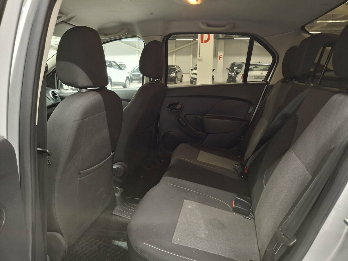 Купить Renault Logan с пробегом. Фото: #11