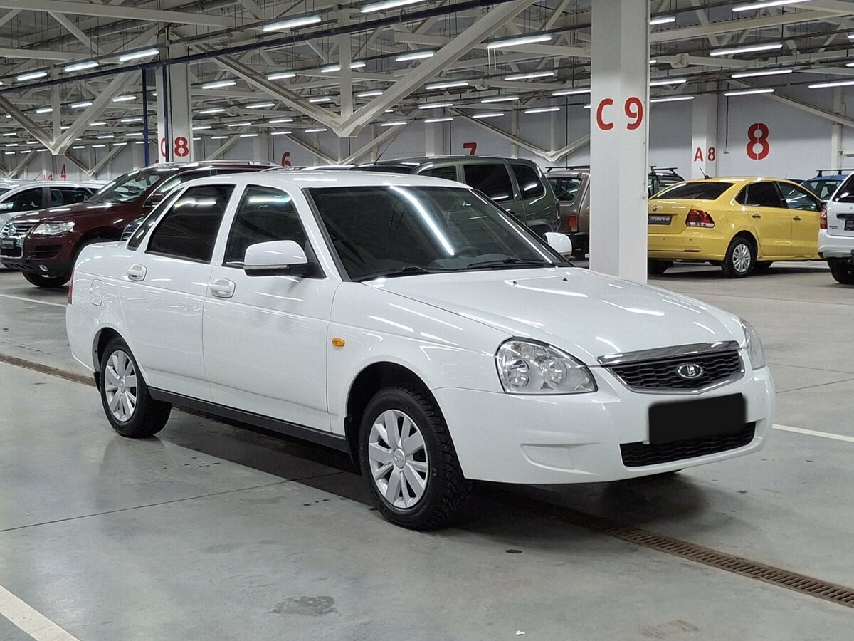 Купить Lada (ВАЗ) Priora с пробегом. Фото: #2