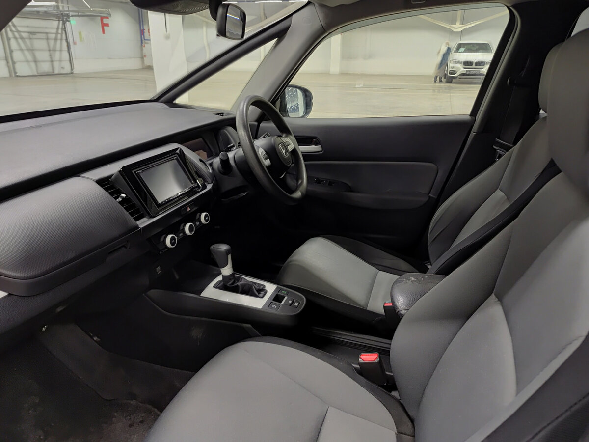 Купить Honda Fit с пробегом. Фото: #10